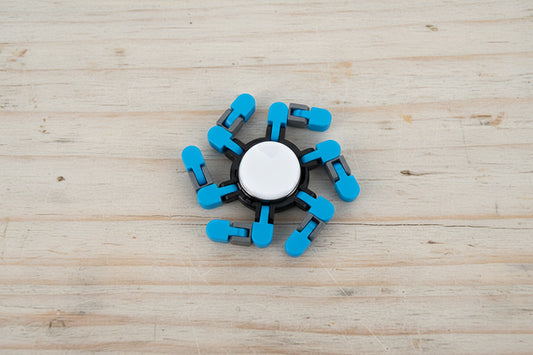 Chain Link Fidget Spinner With Arms